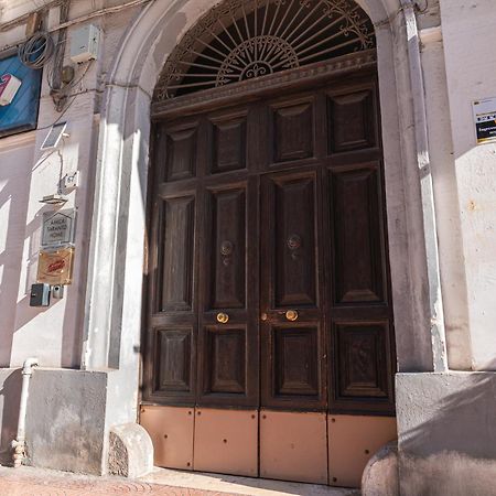 Taranto Mn Place Ngoại thất bức ảnh